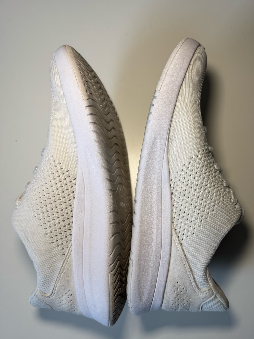 Kizik Lima hands-free slip-on sneaker for Unisex size M8.5 / W 10 - Picture 10 of 14